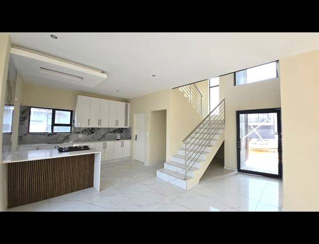 4 BEDROOM HOUSE FOR SALE IN MELODIE